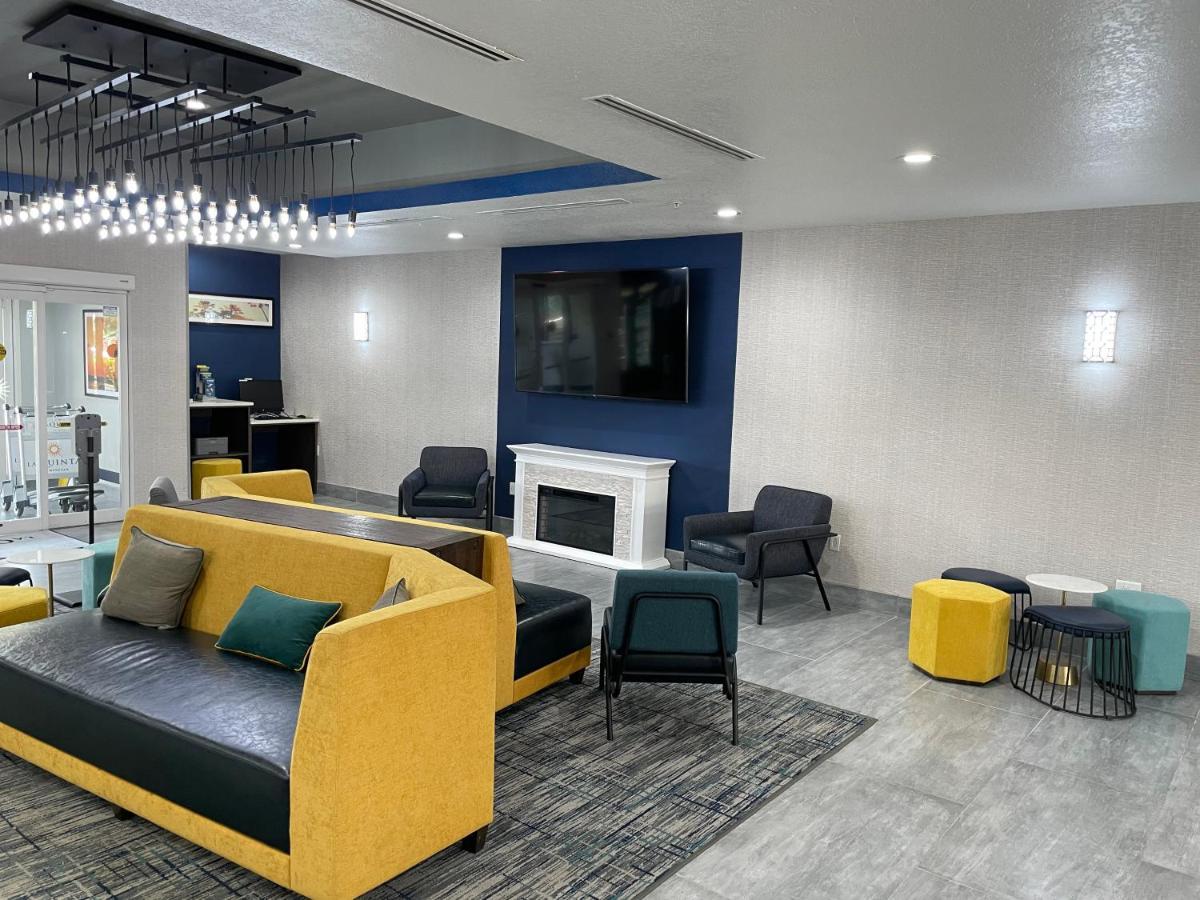 La Quinta By Wyndham Tampa Central מראה חיצוני תמונה