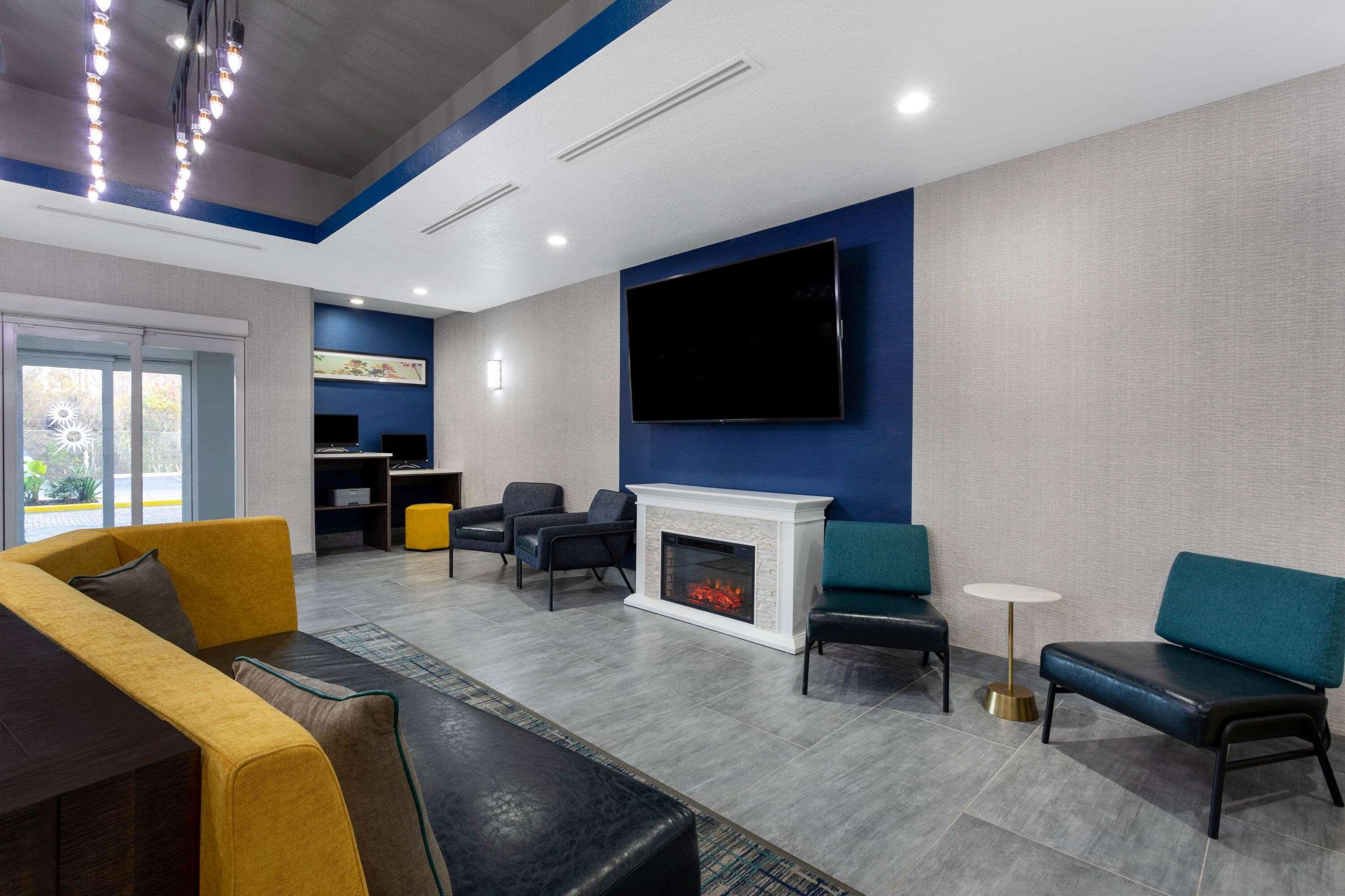 La Quinta By Wyndham Tampa Central מראה חיצוני תמונה